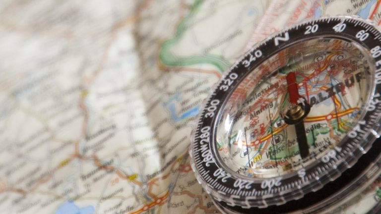 Positioning is your compass - Axiom Marketing - Image Credit Pixabay